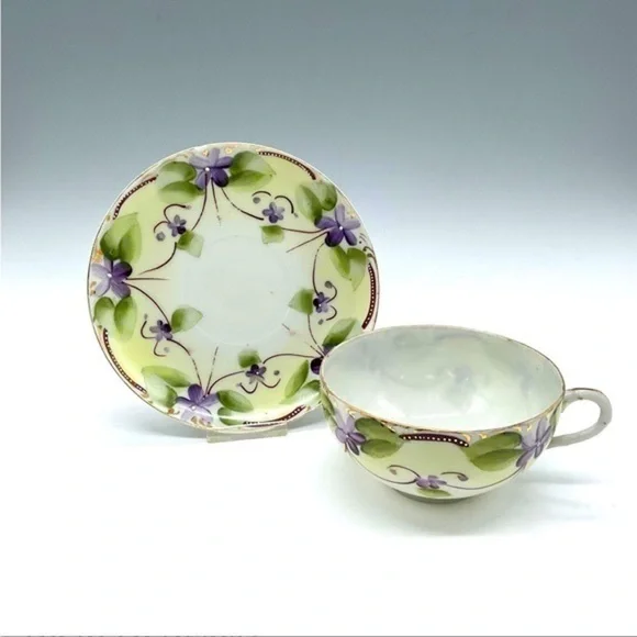 2pc Japanese Porcelain Teacup & Saucer Set Floral decor - Picture 3 of 5